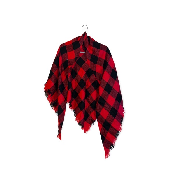 Red and black blanket scarf - Picture 4 of 5